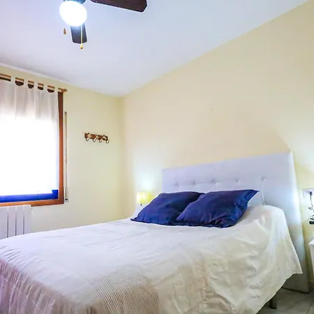 Roger Only Families Apartment *